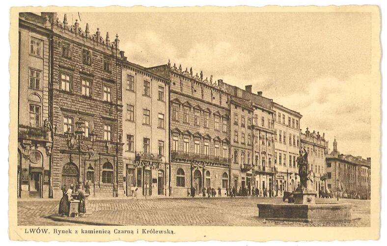 P 146 Lwów Rynek z kamienicą Czarną i Królewską